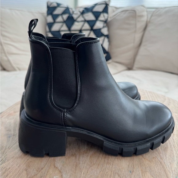 STEVE MADDEN Howler Boots Black Leather Lug Sole Combat Boots Size 7 - Picture 7 of 8